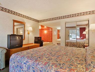 Rodeway Inn Leesburg Chain Of Lakes Phòng bức ảnh